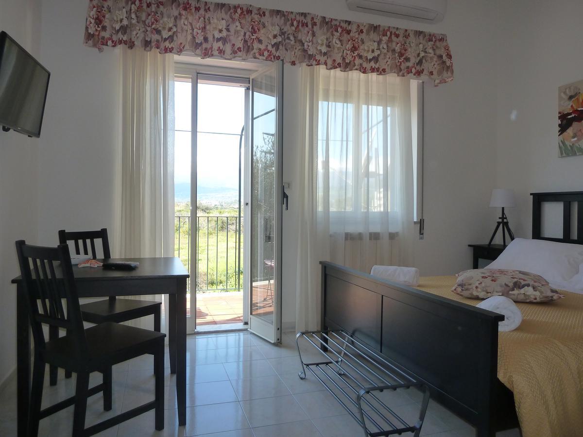 B&B Villa Palici Giardini-Naxos Exterior foto